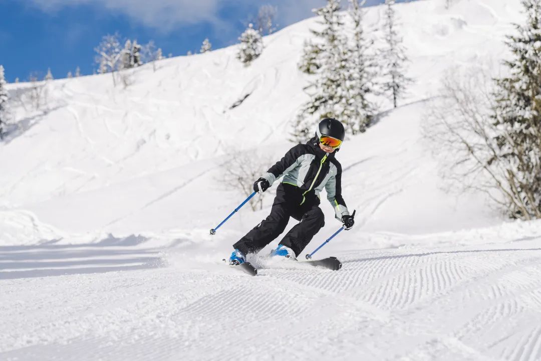 進口滑雪靴清關，滑雪靴進口進保稅倉，滑雪靴子報關流程，2022新版跨境電商零售進口商品清單