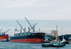 一季度我國進出口貿(mào)易10.3萬億元,海關(guān)總署:天塌不下來